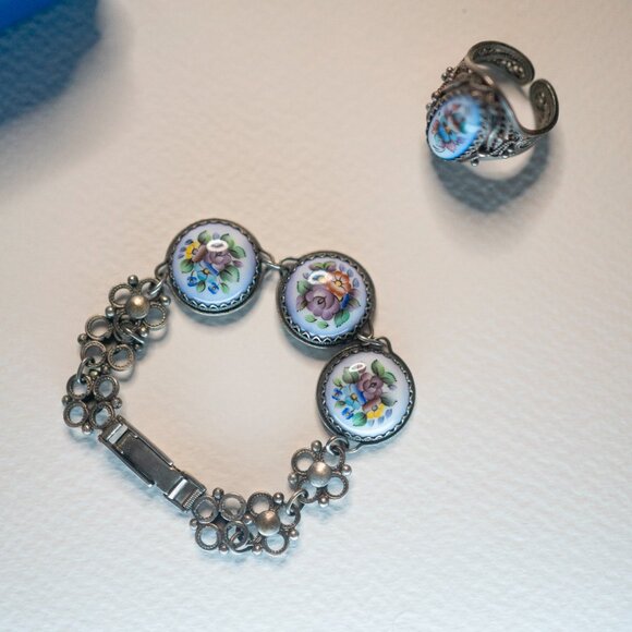 Vintage 1970s USSR Finift Enamel Bracelet + Matching Ring Set • Hand-Painted - Picture 3 of 6